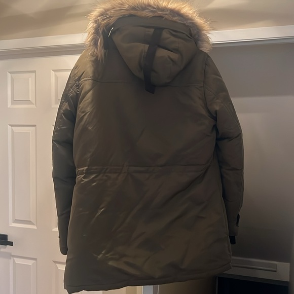 EUC Coat with Removable Fur - Picture 3 of 6